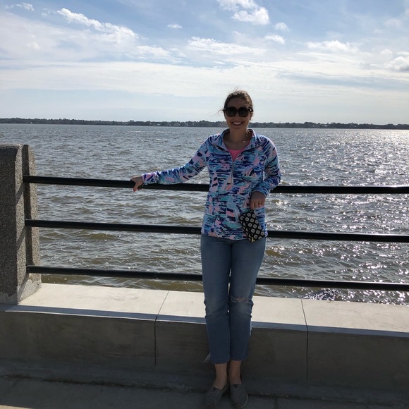 Meet your Posher, Allison - Picture 2 of 2